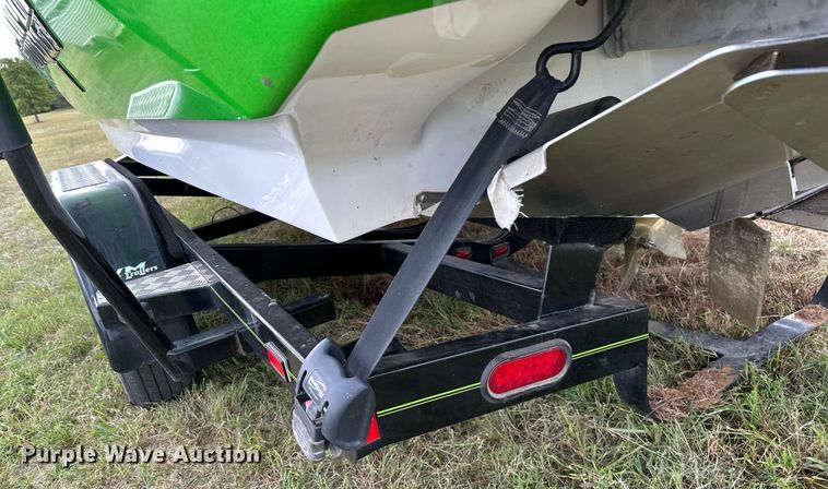 image for item OG9295 2020 Sanger V237  boat