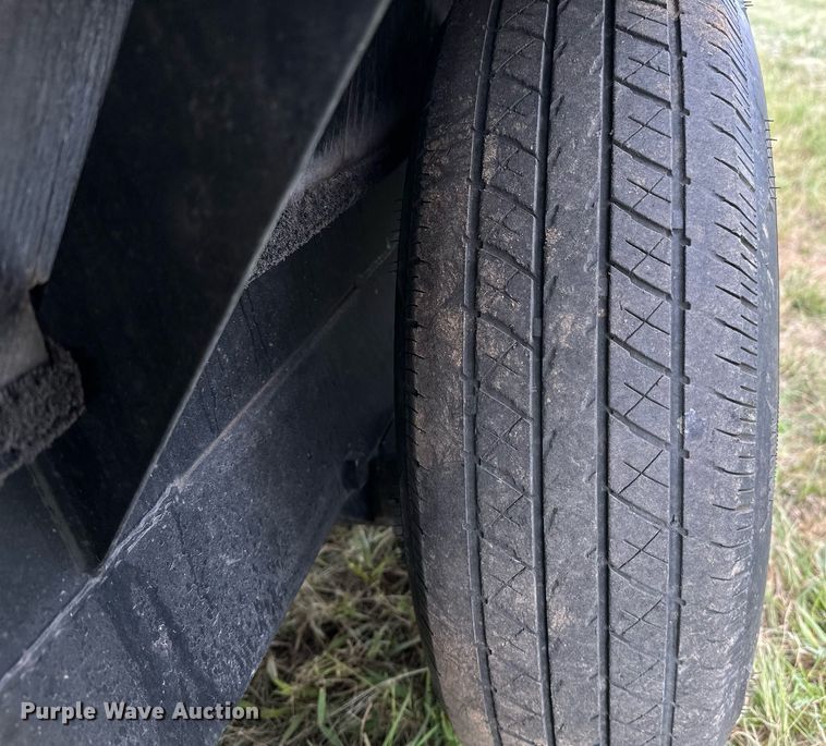 image for item OG9295 2020 Sanger V237  boat