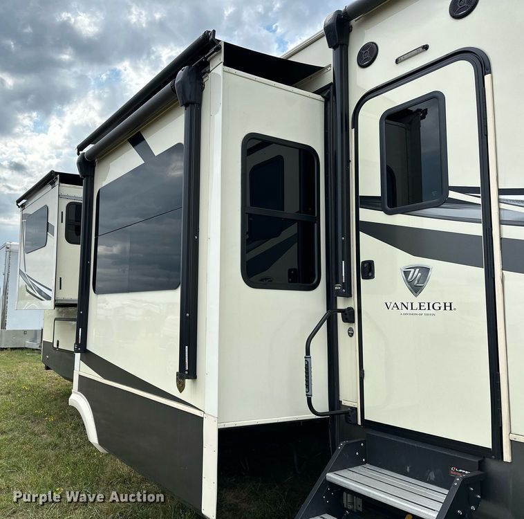 image for item OG9296 2022 Vanleigh Vilano  RV