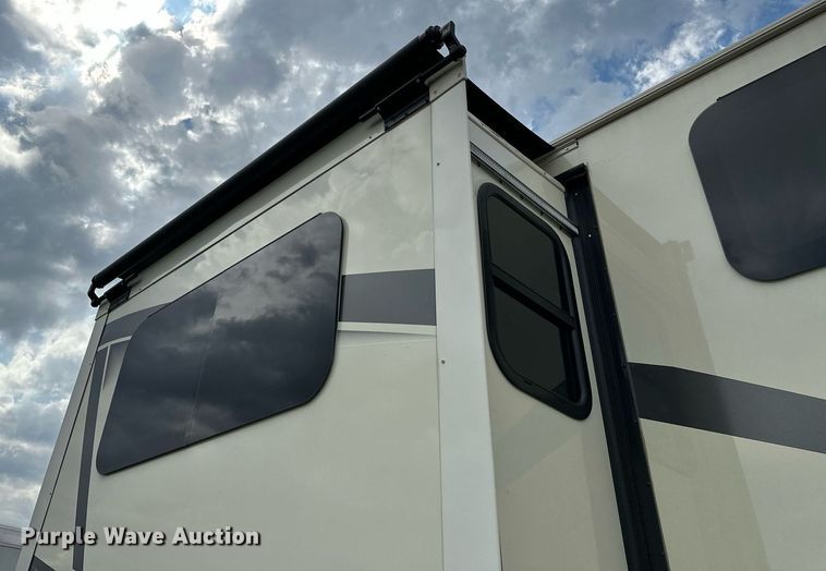 image for item OG9296 2022 Vanleigh Vilano  RV