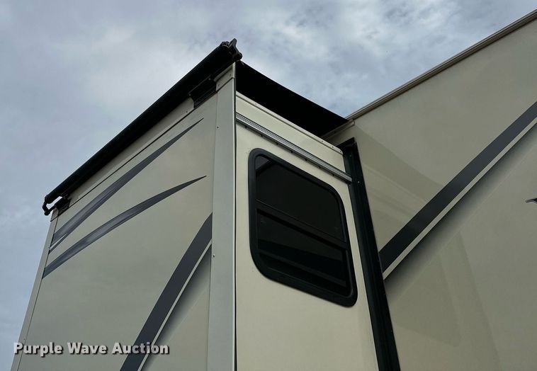 image for item OG9296 2022 Vanleigh Vilano  RV