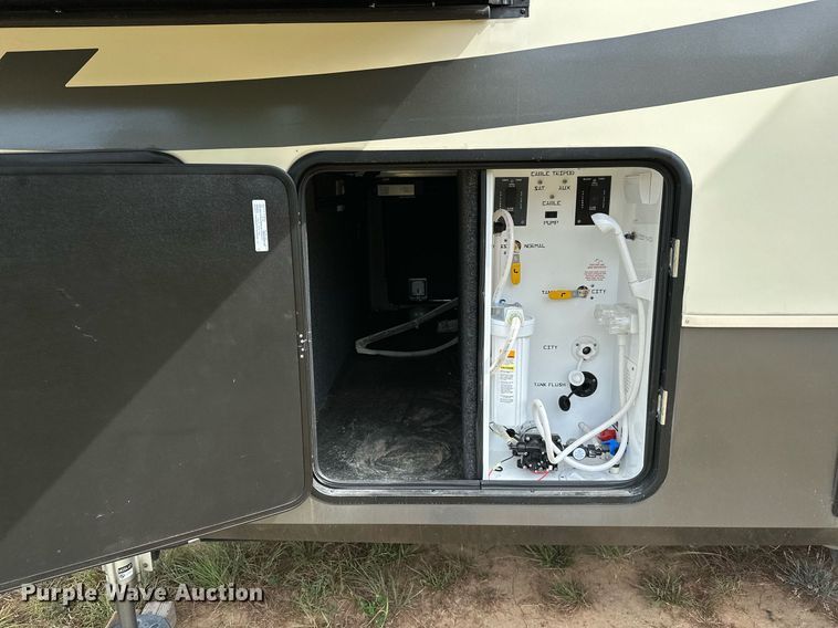 image for item OG9296 2022 Vanleigh Vilano  RV