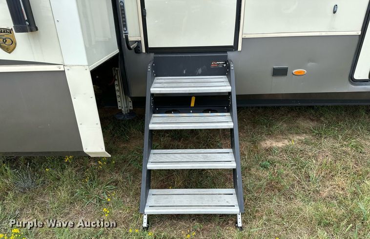 image for item OG9296 2022 Vanleigh Vilano  RV