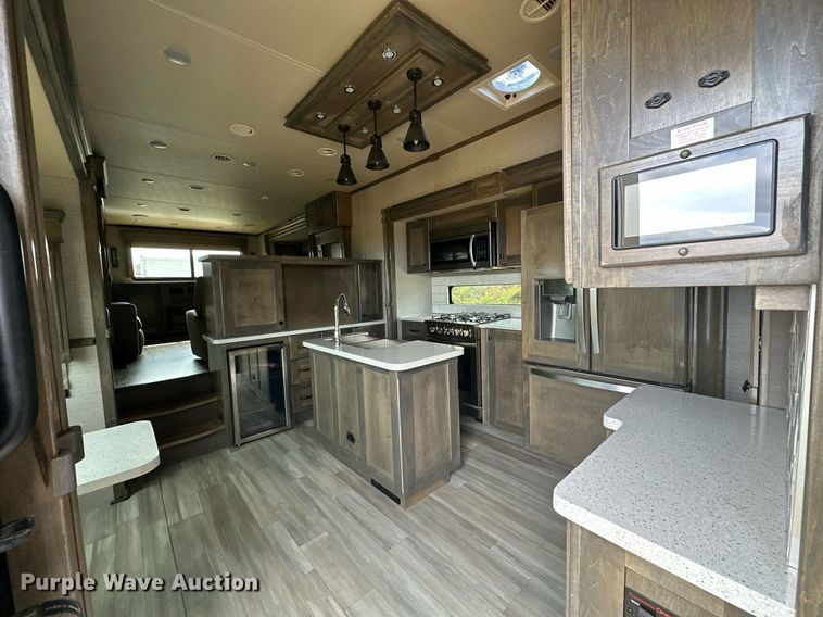 image for item OG9296 2022 Vanleigh Vilano  RV