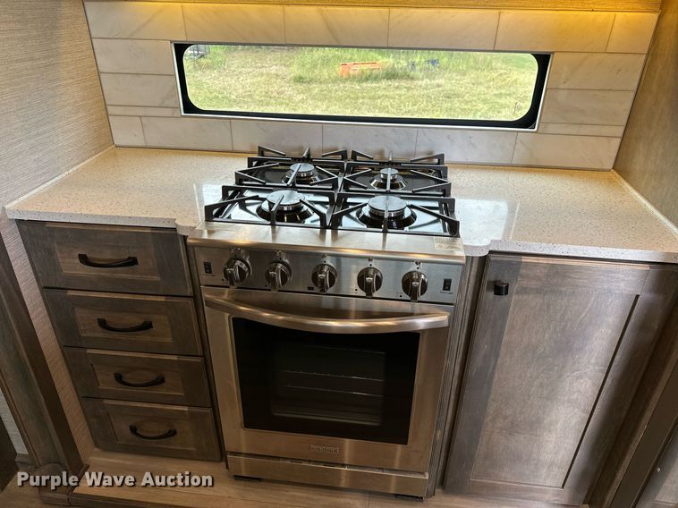 image for item OG9296 2022 Vanleigh Vilano  RV