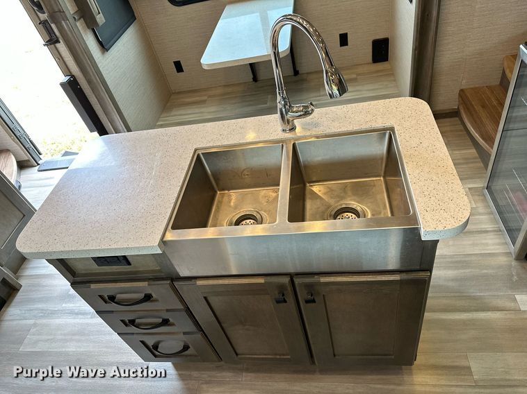 image for item OG9296 2022 Vanleigh Vilano  RV