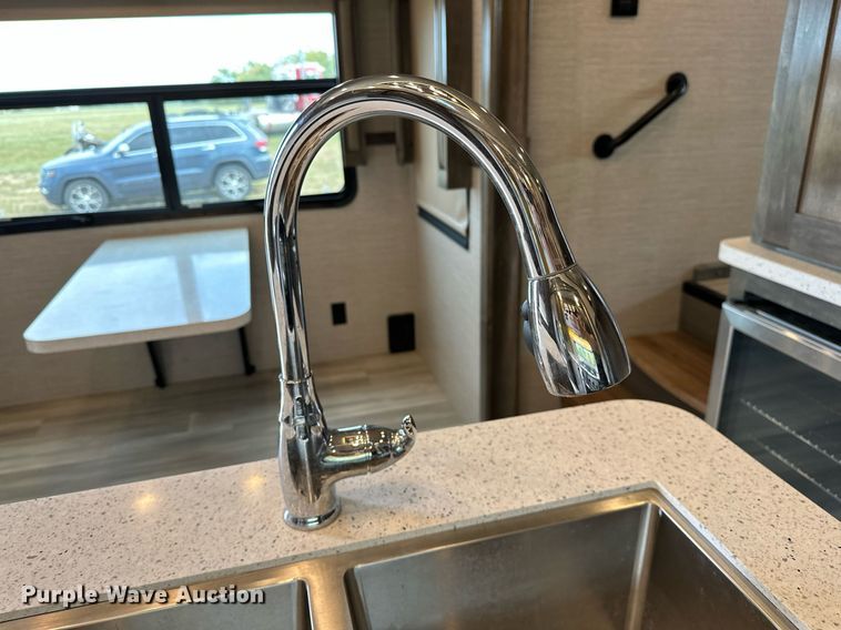 image for item OG9296 2022 Vanleigh Vilano  RV