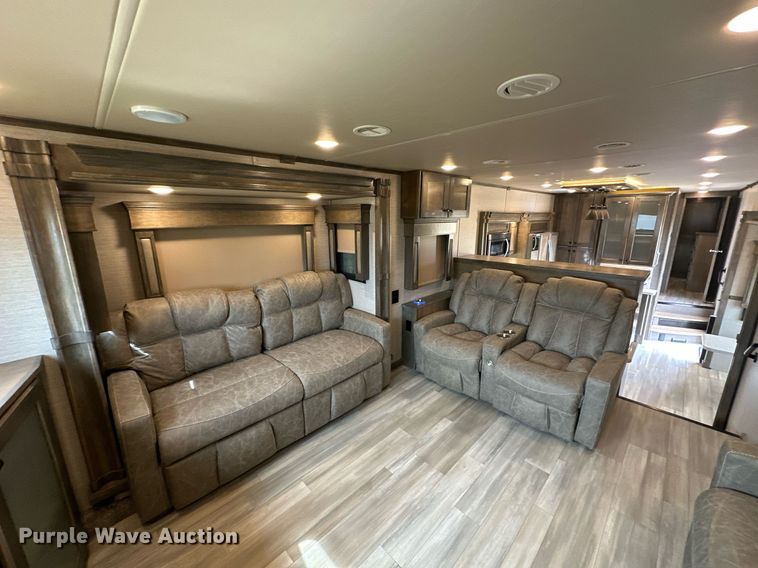 image for item OG9296 2022 Vanleigh Vilano  RV