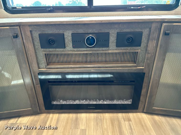 image for item OG9296 2022 Vanleigh Vilano  RV