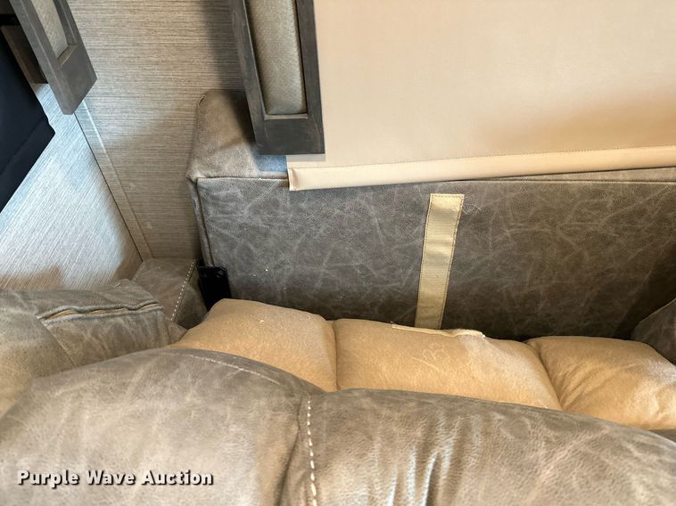 image for item OG9296 2022 Vanleigh Vilano  RV