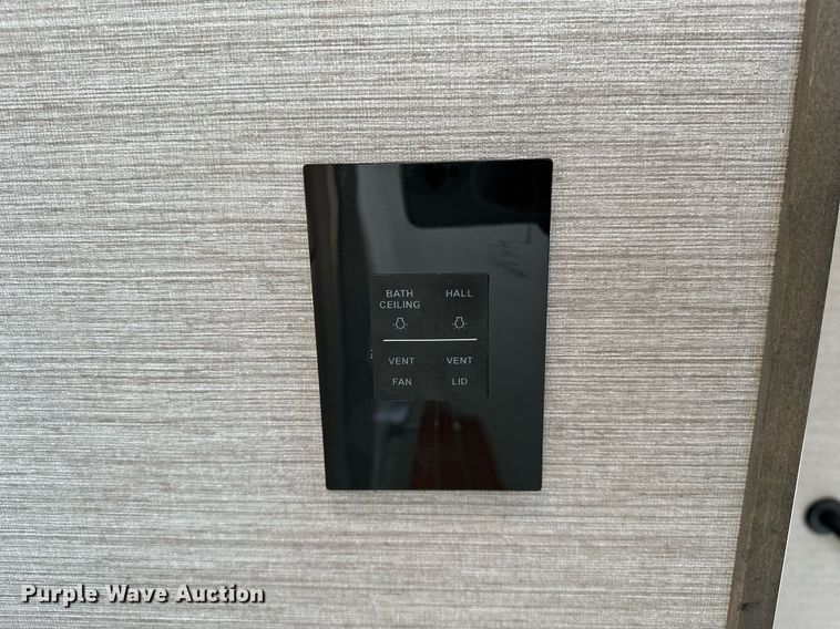 image for item OG9296 2022 Vanleigh Vilano  RV