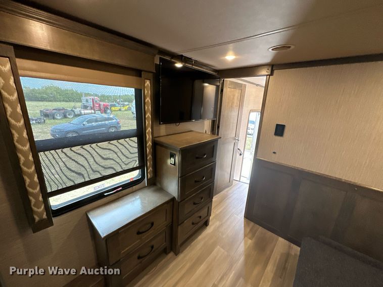 image for item OG9296 2022 Vanleigh Vilano  RV