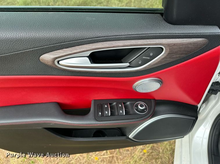 image for item OG9297 2018 Alfa Romeo Giulia