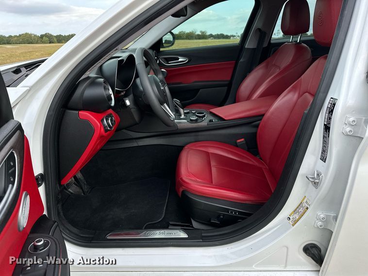 image for item OG9297 2018 Alfa Romeo Giulia