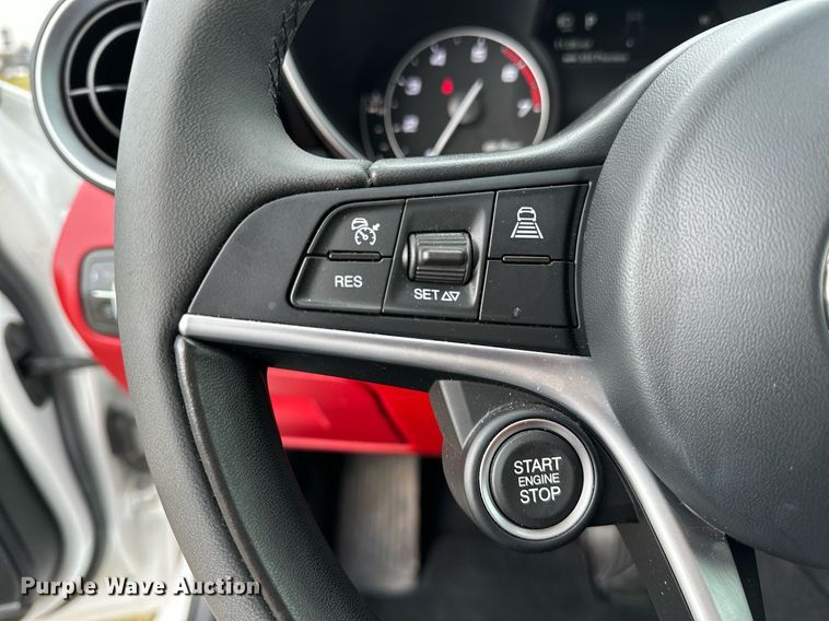 image for item OG9297 2018 Alfa Romeo Giulia