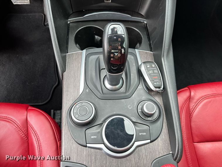 image for item OG9297 2018 Alfa Romeo Giulia