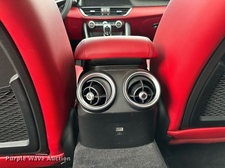 image for item OG9297 2018 Alfa Romeo Giulia