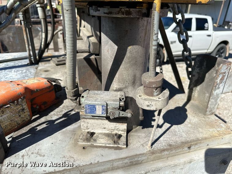 image for item OG9299 1967  KR Wilson 2 Column press