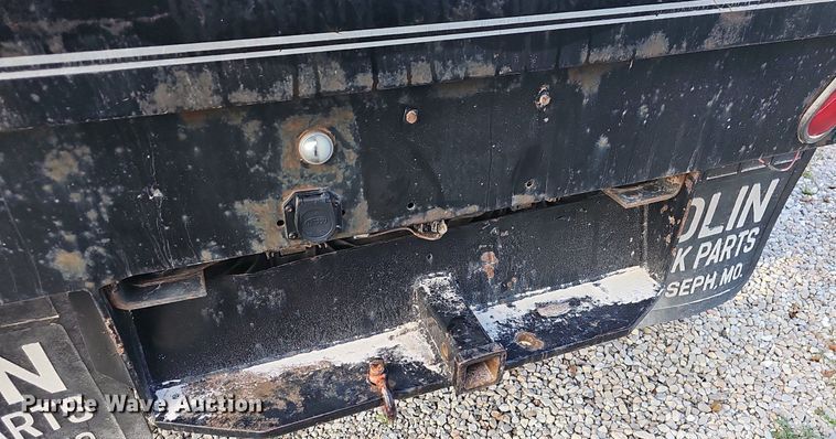 image for item OG9420 2011 Ford F350 Super Duty  Crew Cab flatbed truck