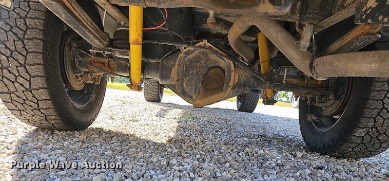 image for item OG9454 2004 Chevrolet Silverado 2500HD  pickup truck