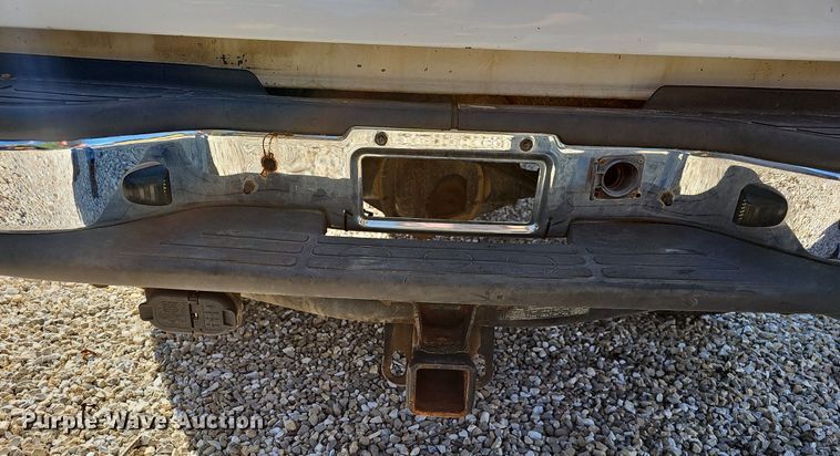 image for item OG9454 2004 Chevrolet Silverado 2500HD  pickup truck