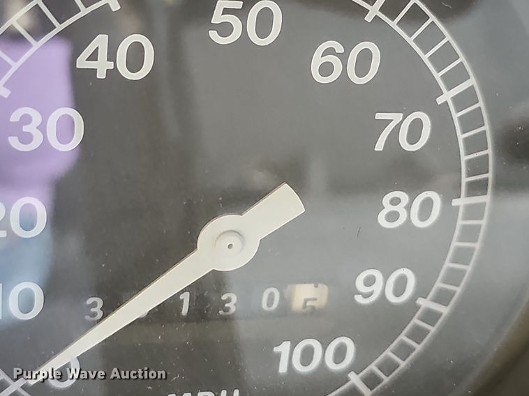 image for item OG9467 1975 Ford F600  truck cab and chassis