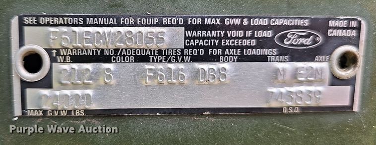 image for item OG9467 1975 Ford F600  truck cab and chassis