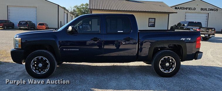 image for item OG9477 2011 Chevrolet Silverado 1500  Crew Cab pickup truck