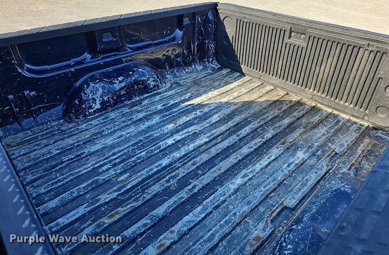 image for item OG9477 2011 Chevrolet Silverado 1500  Crew Cab pickup truck