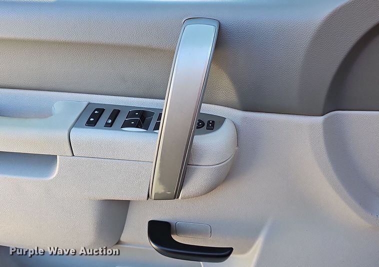 image for item OG9477 2011 Chevrolet Silverado 1500  Crew Cab pickup truck