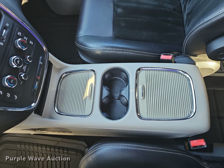 image for item OG9521 2017 Dodge Grand Caravan SXT  van