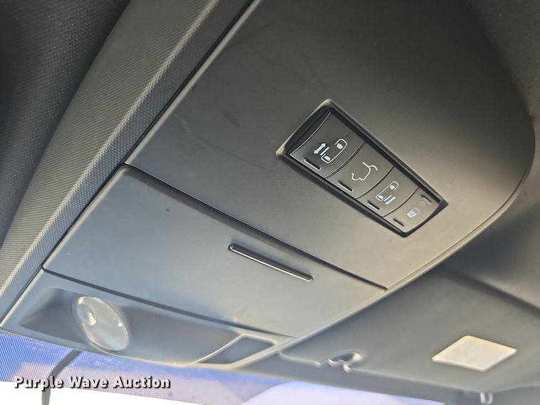 image for item OG9521 2017 Dodge Grand Caravan SXT  van