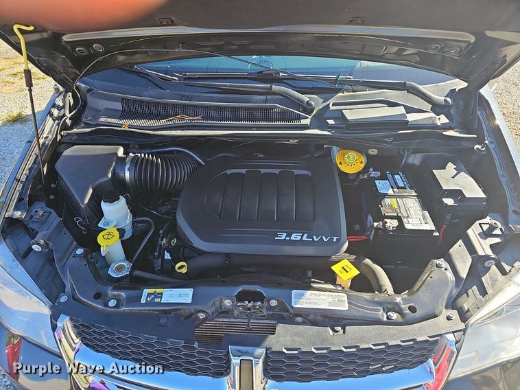 image for item OG9521 2017 Dodge Grand Caravan SXT  van