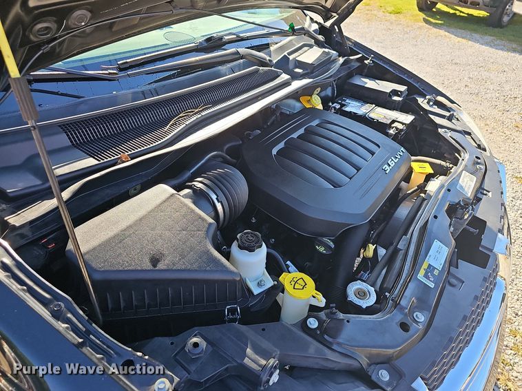 image for item OG9521 2017 Dodge Grand Caravan SXT  van