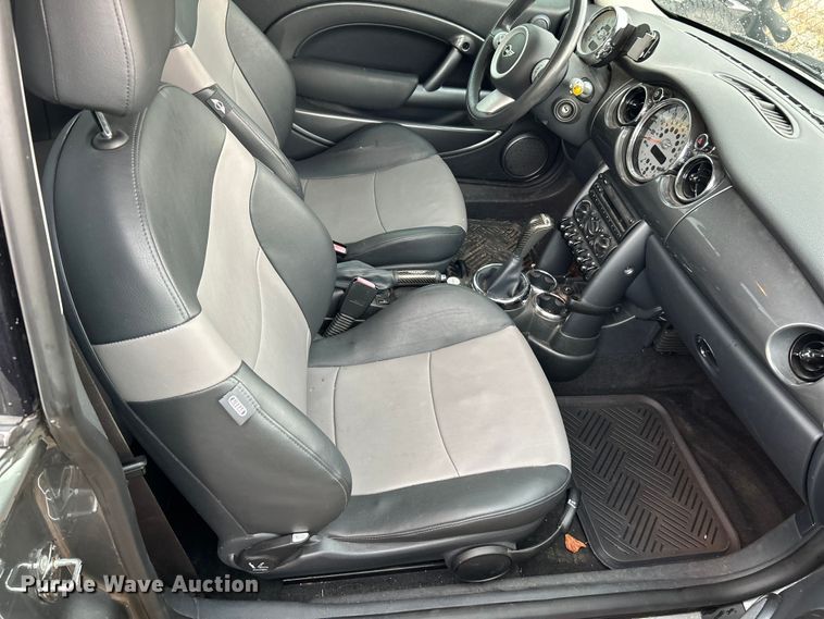 image for item OK9757 2005 Mini Cooper S