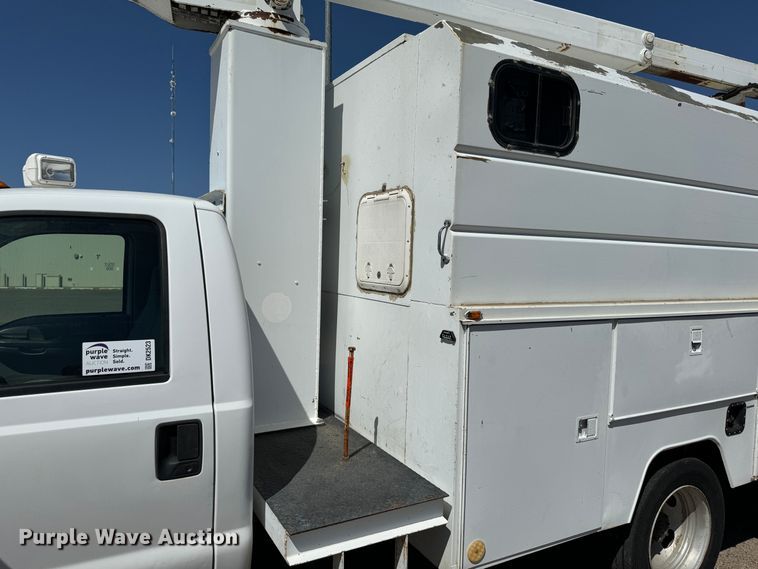 image for item DK2523 2003 Ford F450 Super Duty  fiber optic splicing truck