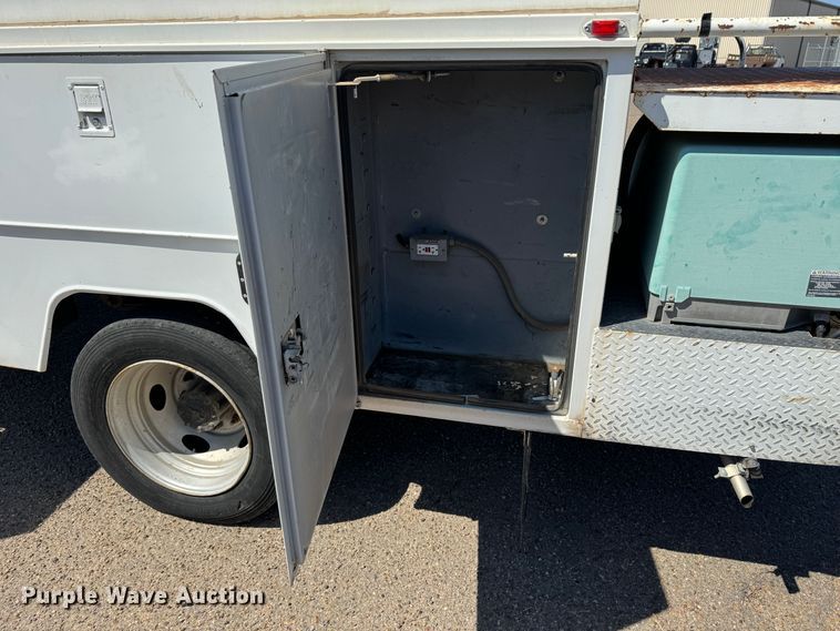 image for item DK2523 2003 Ford F450 Super Duty  fiber optic splicing truck