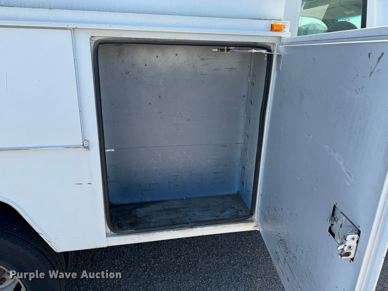 image for item DK2523 2003 Ford F450 Super Duty  fiber optic splicing truck