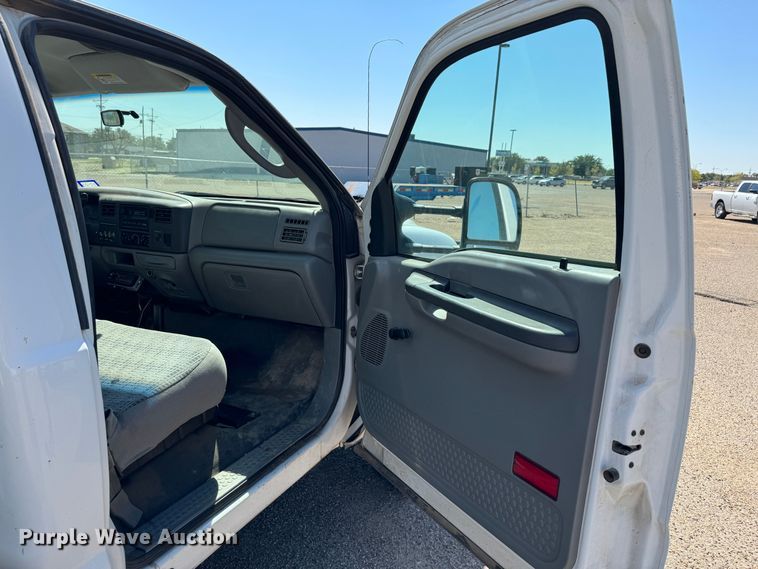 image for item DK2523 2003 Ford F450 Super Duty  fiber optic splicing truck