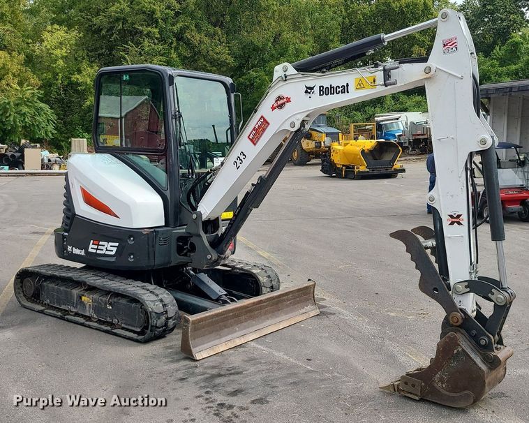 image for item DK4094 2020 Bobcat E35i  mini excavator
