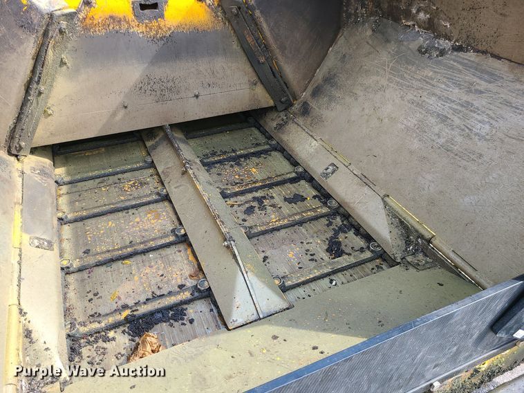 image for item DK4097 2016 Carlson CP100  paver