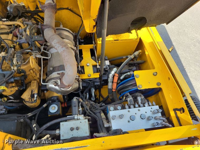 image for item DK4097 2016 Carlson CP100  paver