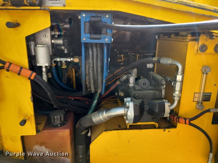 image for item DK4097 2016 Carlson CP100  paver