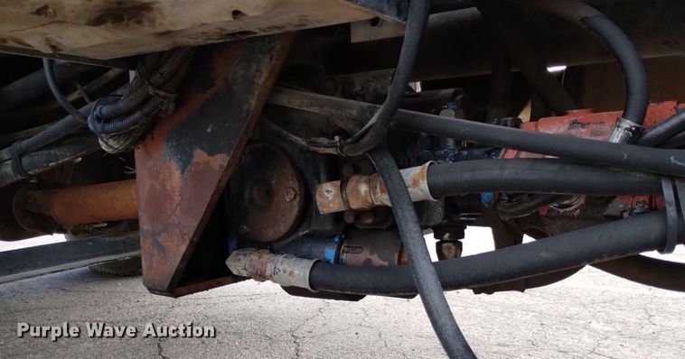 image for item DK8788 2000 Sterling LT  vacuum truck