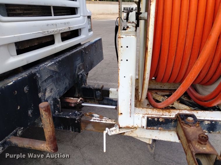 image for item DK8788 2000 Sterling LT  vacuum truck