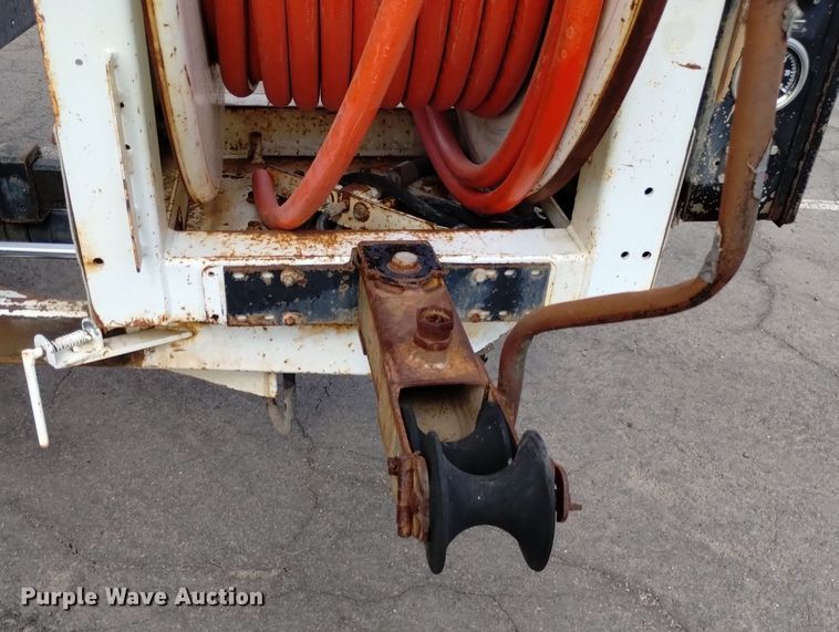 image for item DK8788 2000 Sterling LT  vacuum truck