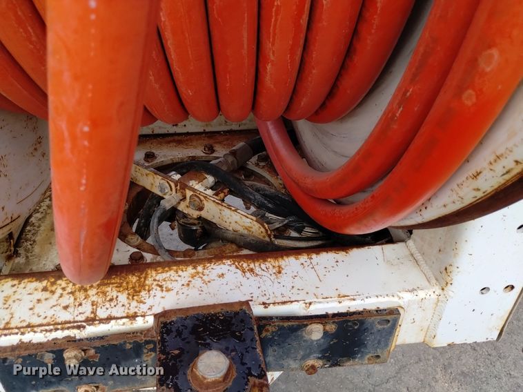 image for item DK8788 2000 Sterling LT  vacuum truck