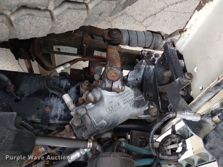 image for item DK8788 2000 Sterling LT  vacuum truck