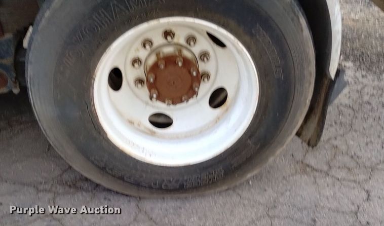 image for item DK8788 2000 Sterling LT  vacuum truck