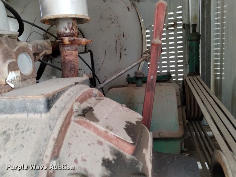 image for item DK8790 1995 International 4900  sewer jetter truck